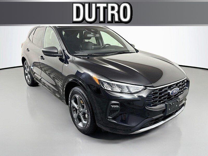2024 FORD Escape