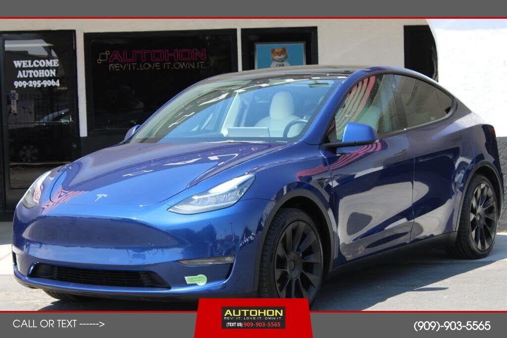 2022 TESLA Model Y