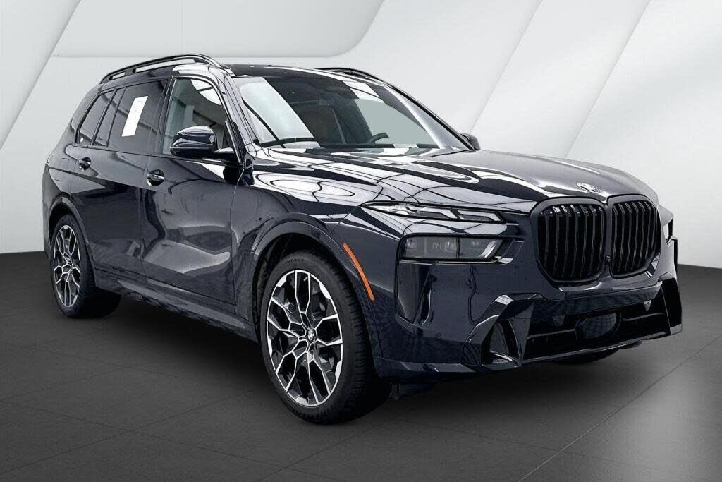 2025 BMW X7
