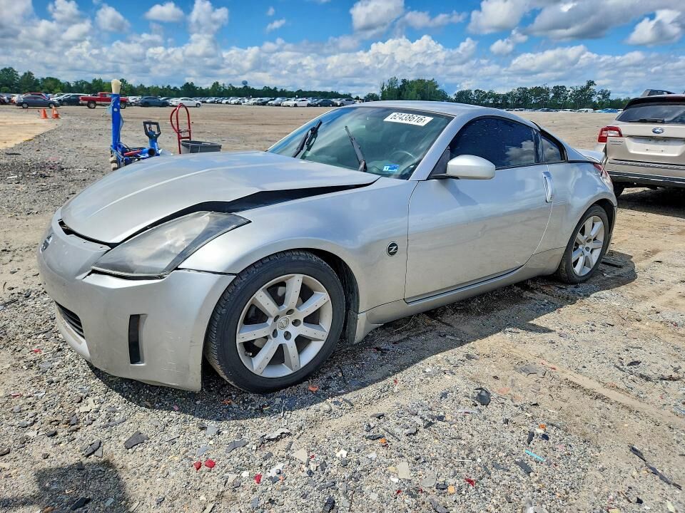 2005 NISSAN 350Z