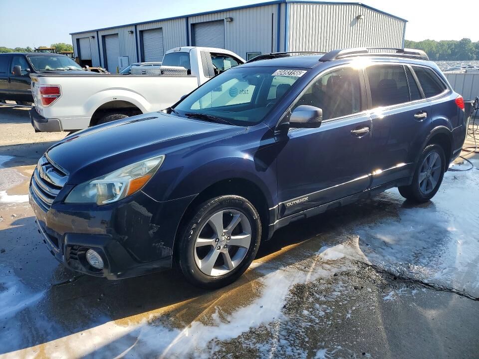 2014 SUBARU Outback