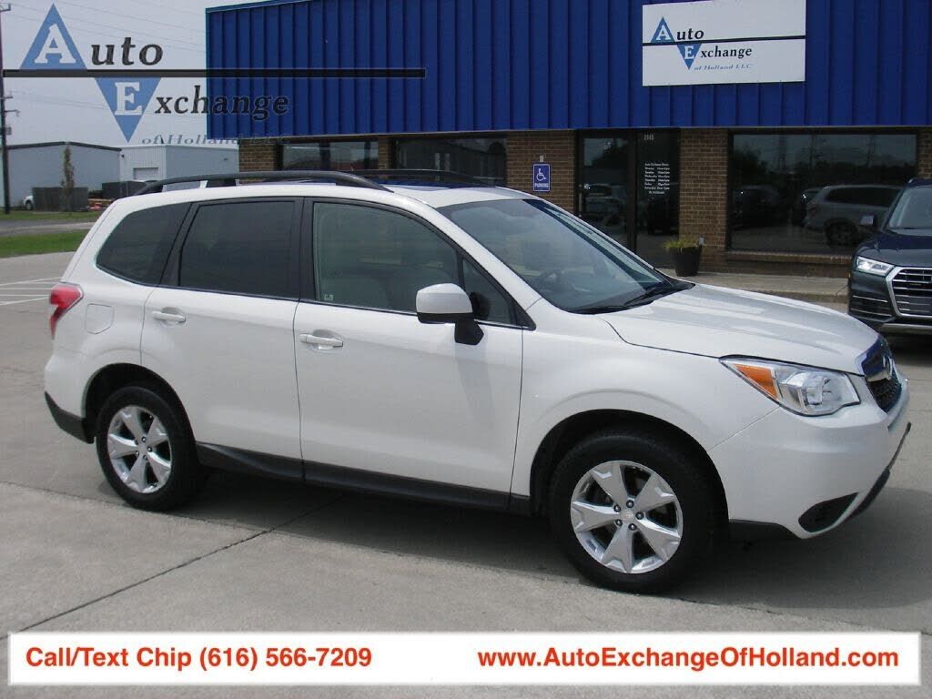 2016 SUBARU Forester