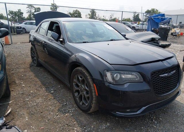2016 CHRYSLER 300