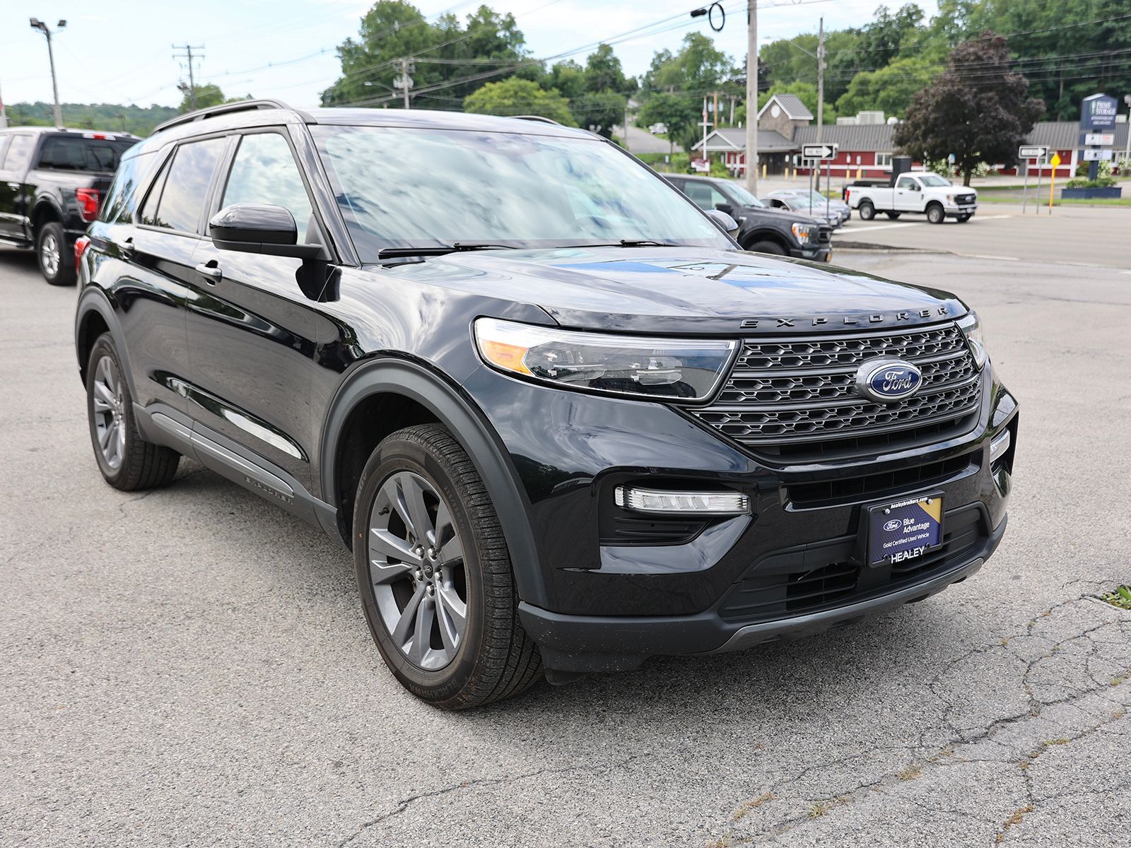 2024 FORD Explorer