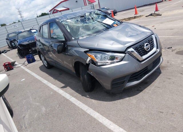 2020 NISSAN Kicks