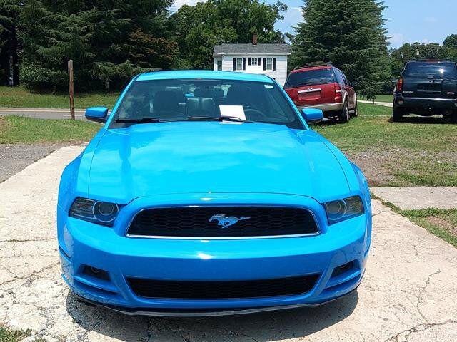 2013 FORD Mustang