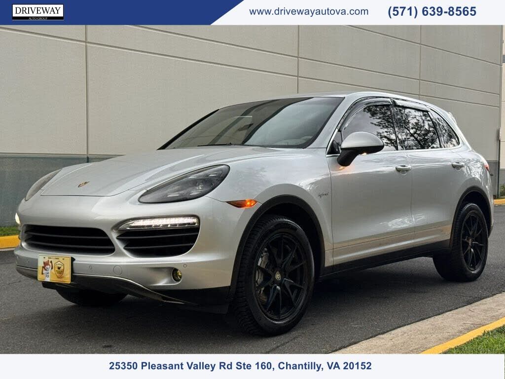 2012 PORSCHE Cayenne