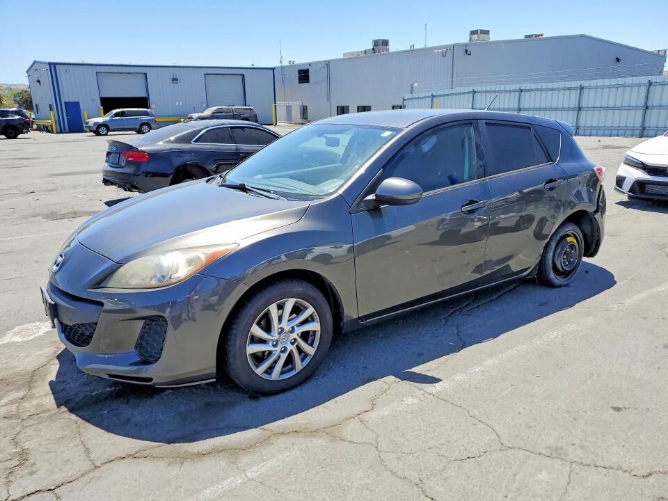 2012 MAZDA Mazda3
