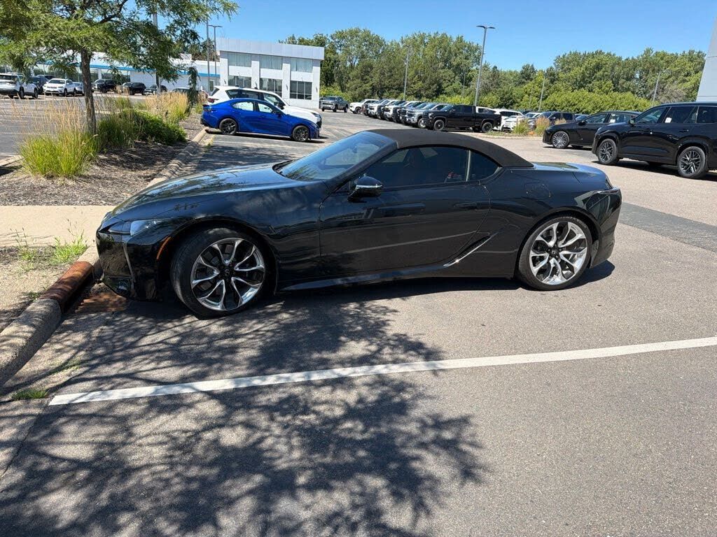 2023 LEXUS LC