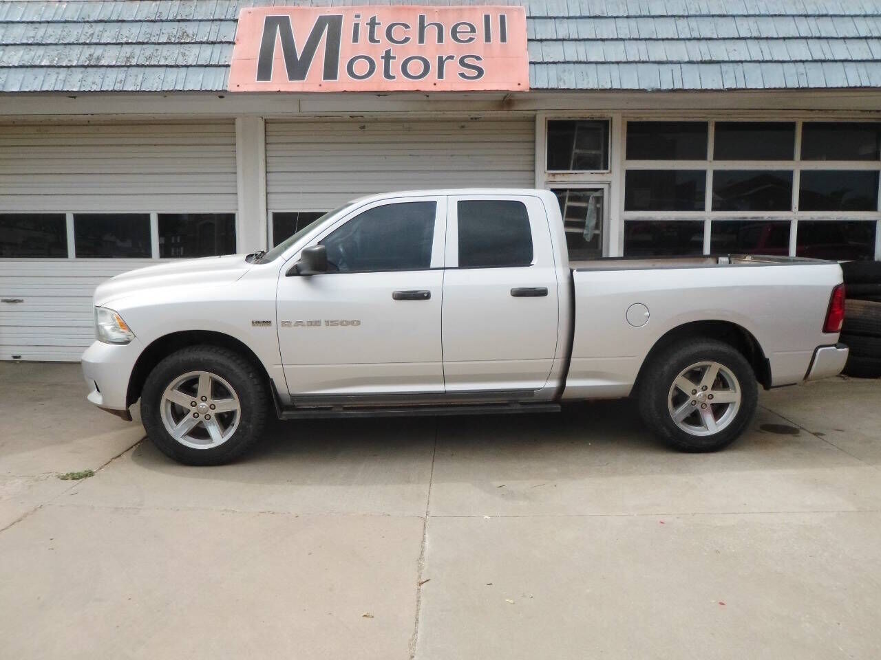 2012 DODGE Ram