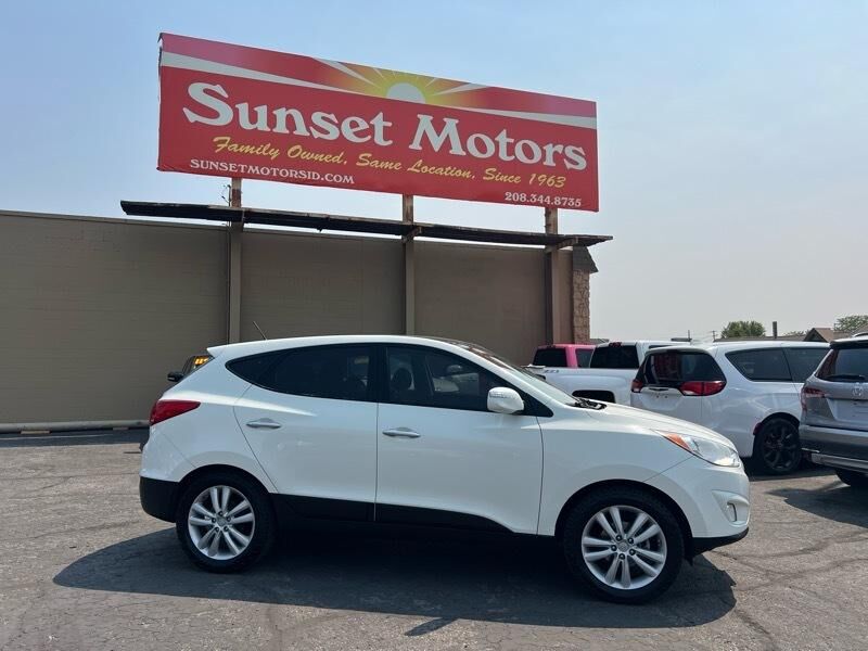 2010 HYUNDAI Tucson