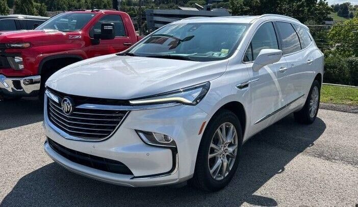 2023 BUICK Enclave