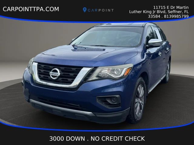 2017 NISSAN Pathfinder