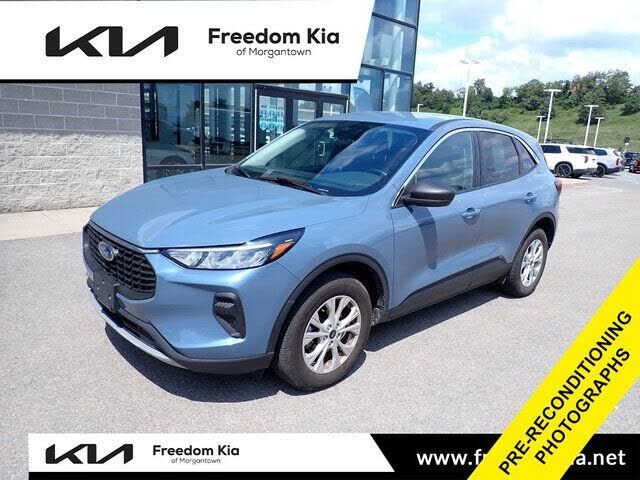 2024 FORD Escape