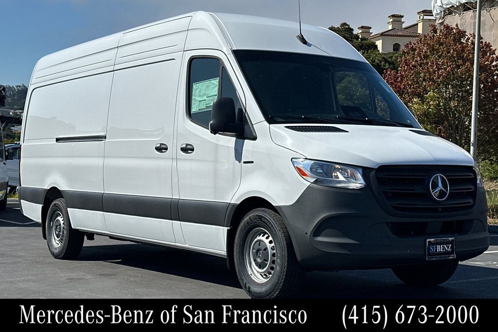 2025 MERCEDES-BENZ eSprinter