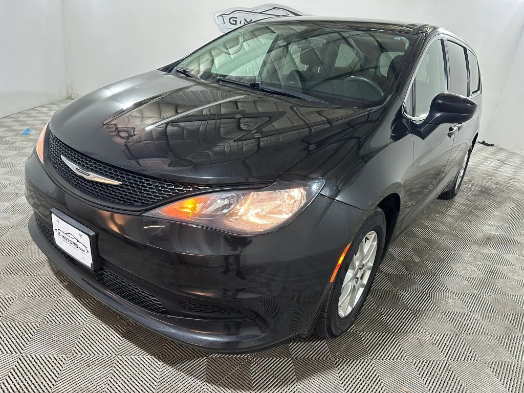 2021 CHRYSLER Voyager