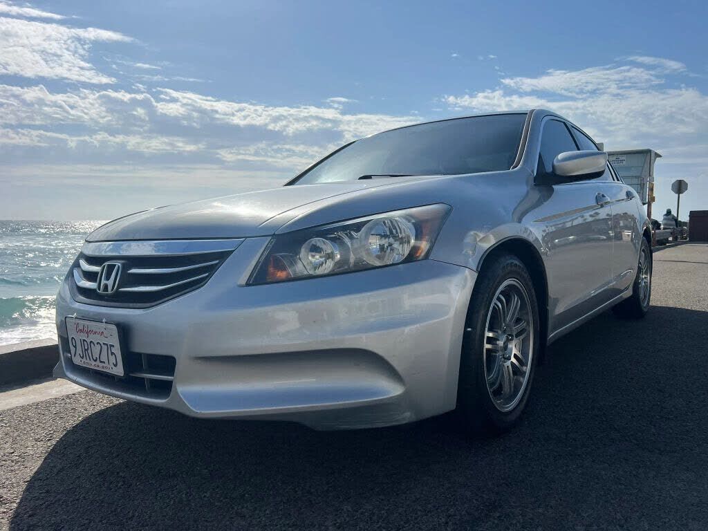 2012 HONDA Accord