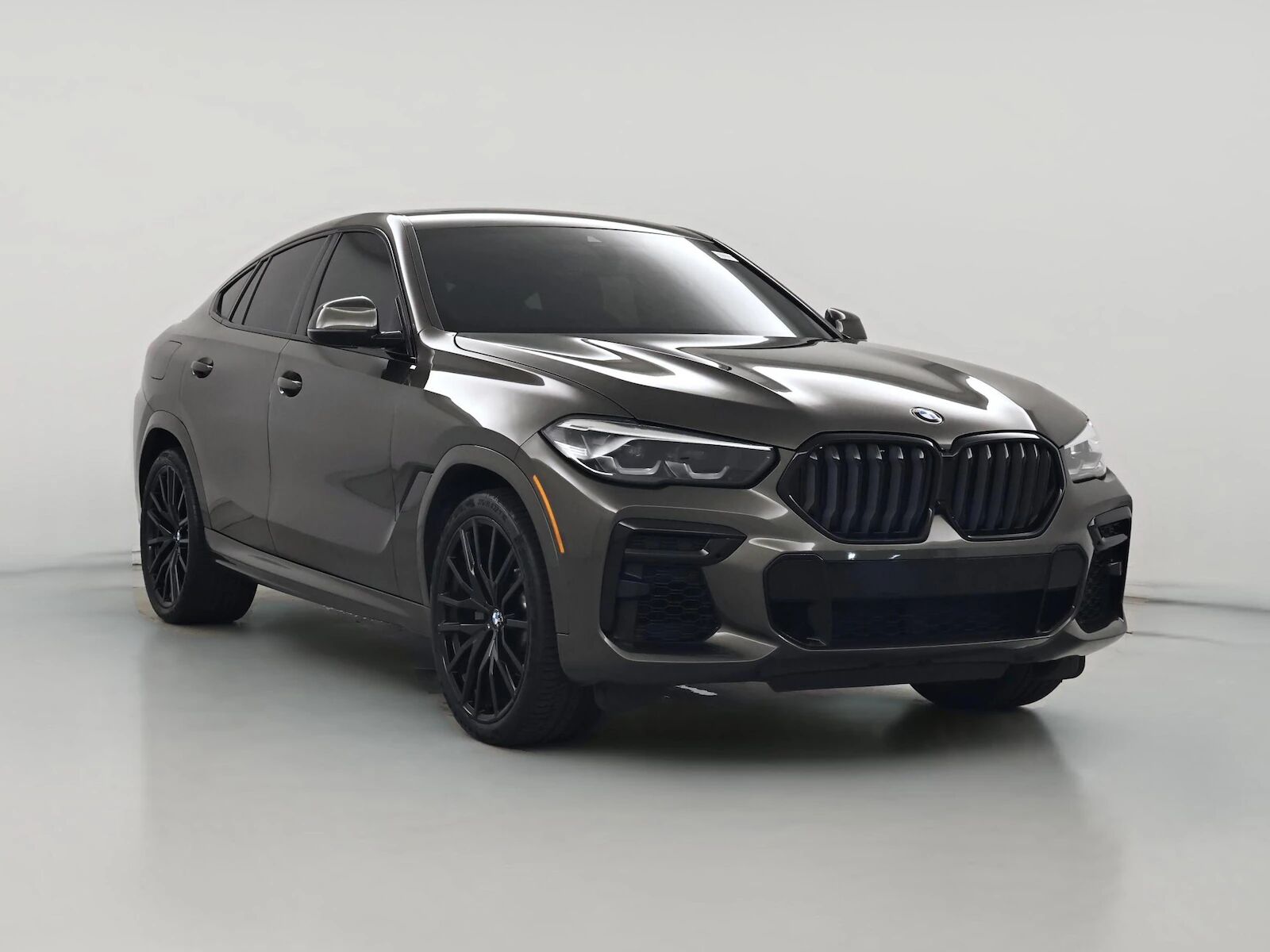 2023 BMW X6