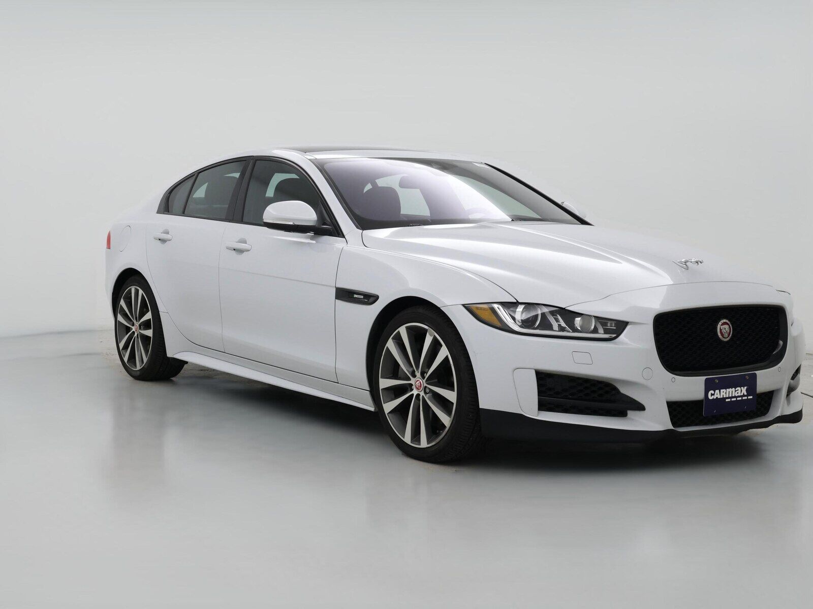 2017 JAGUAR XE