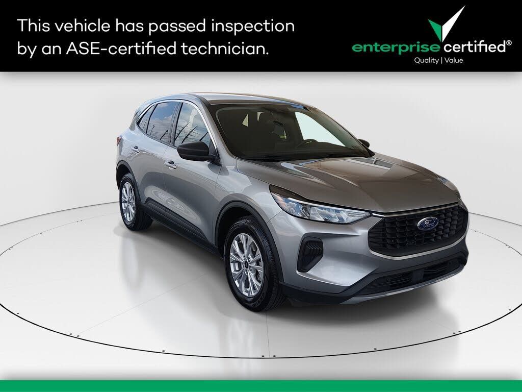 2024 FORD Escape