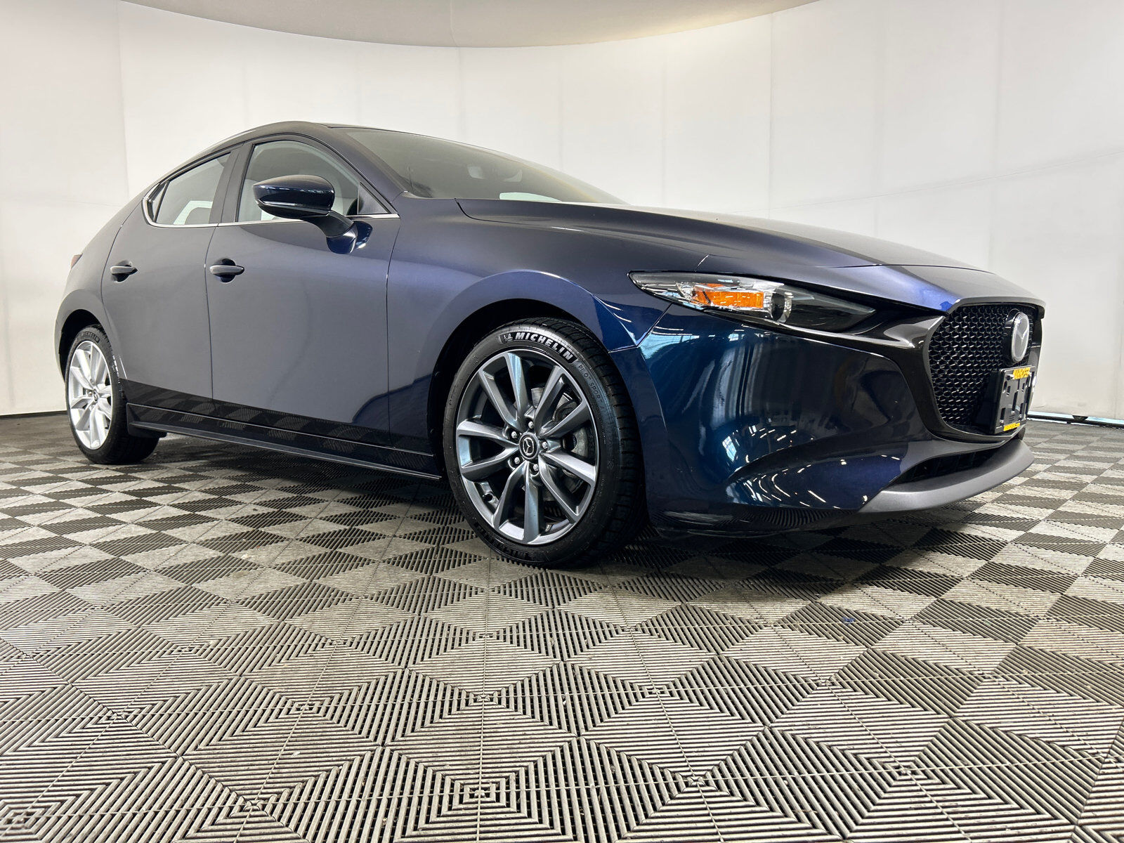 2019 MAZDA Mazda3