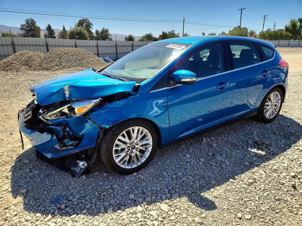 2016 FORD Focus