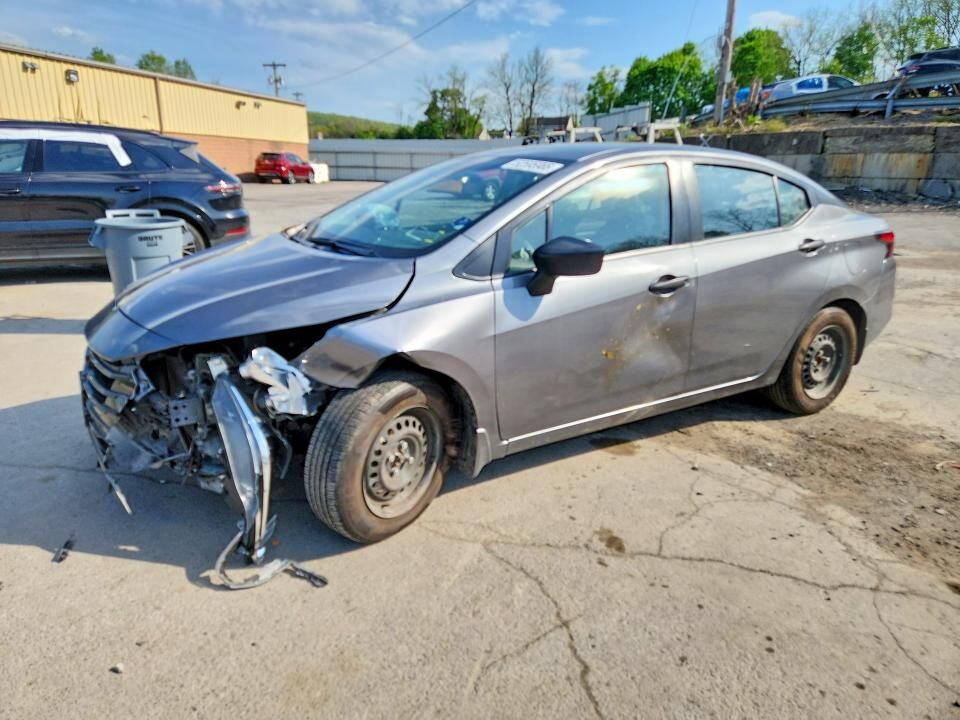 2024 NISSAN Versa
