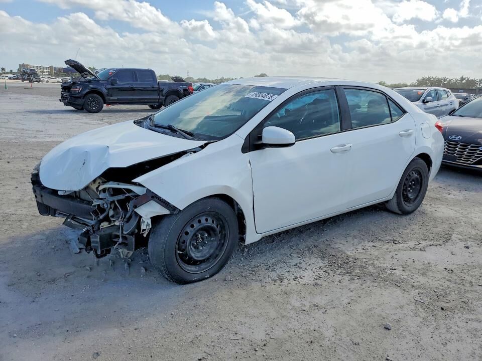 2018 TOYOTA Corolla