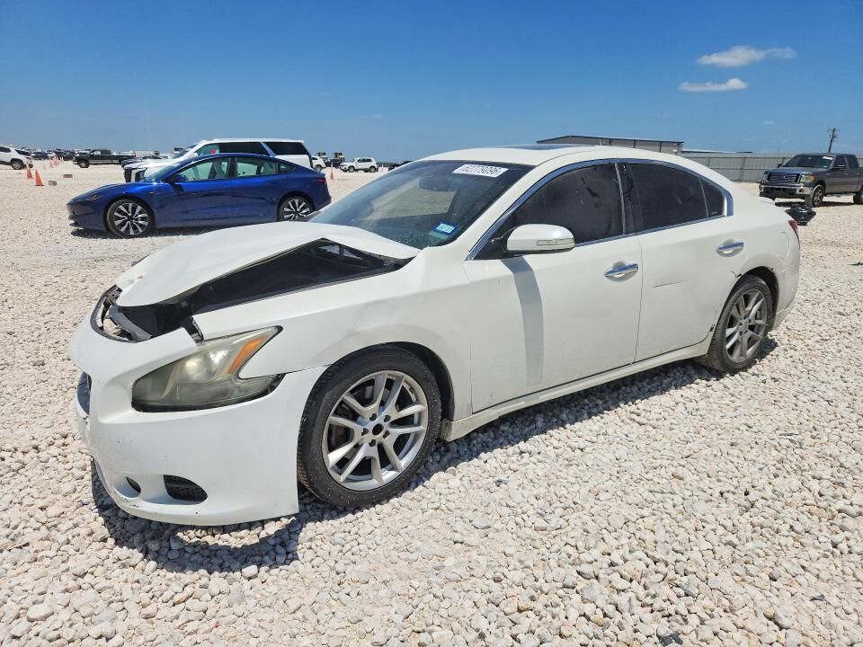 2011 NISSAN Maxima