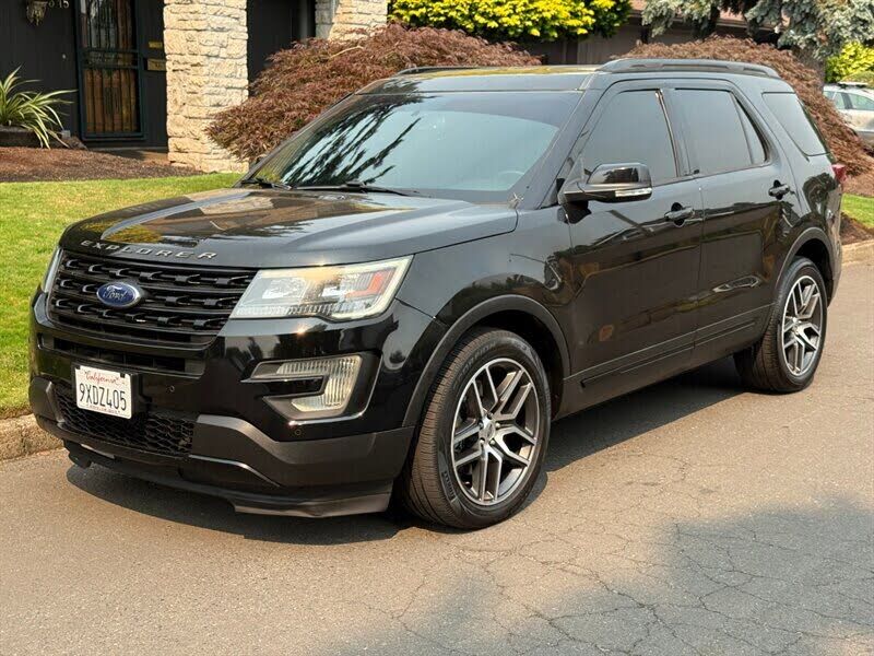 2017 FORD Explorer