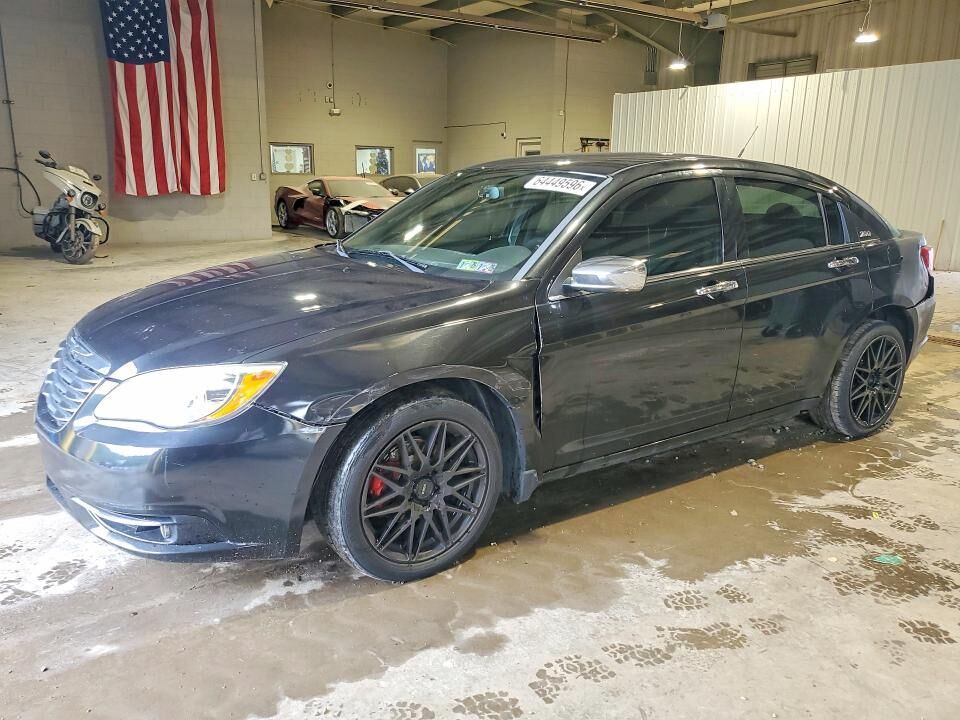 2011 CHRYSLER 200