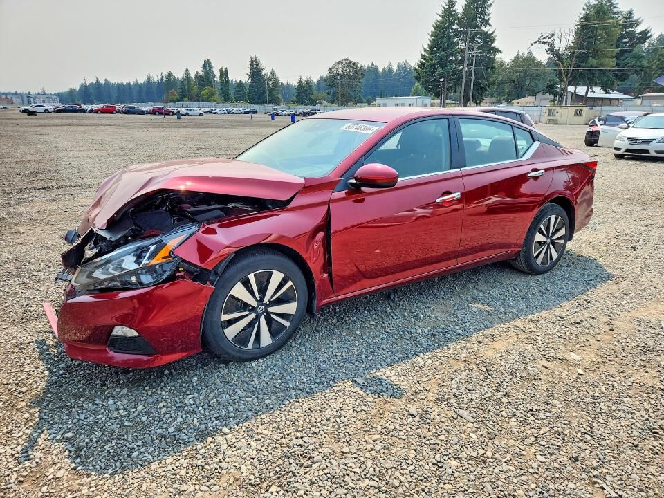 2022 NISSAN Altima
