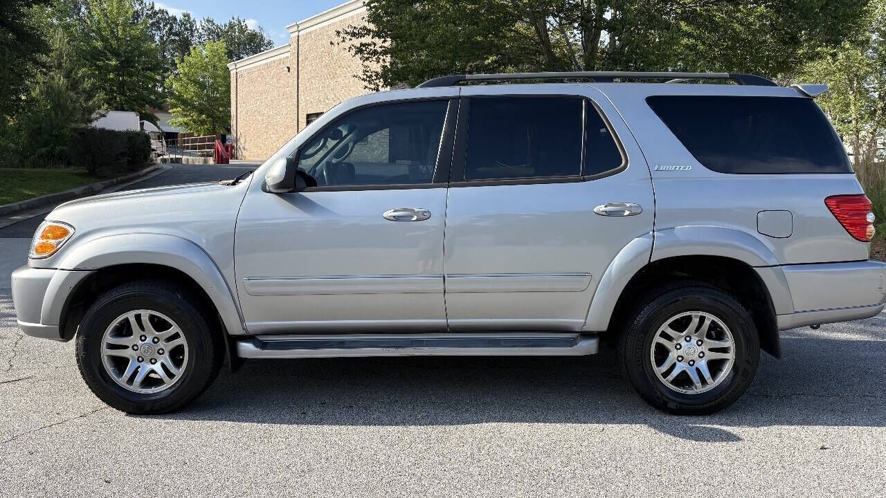 2004 TOYOTA Sequoia