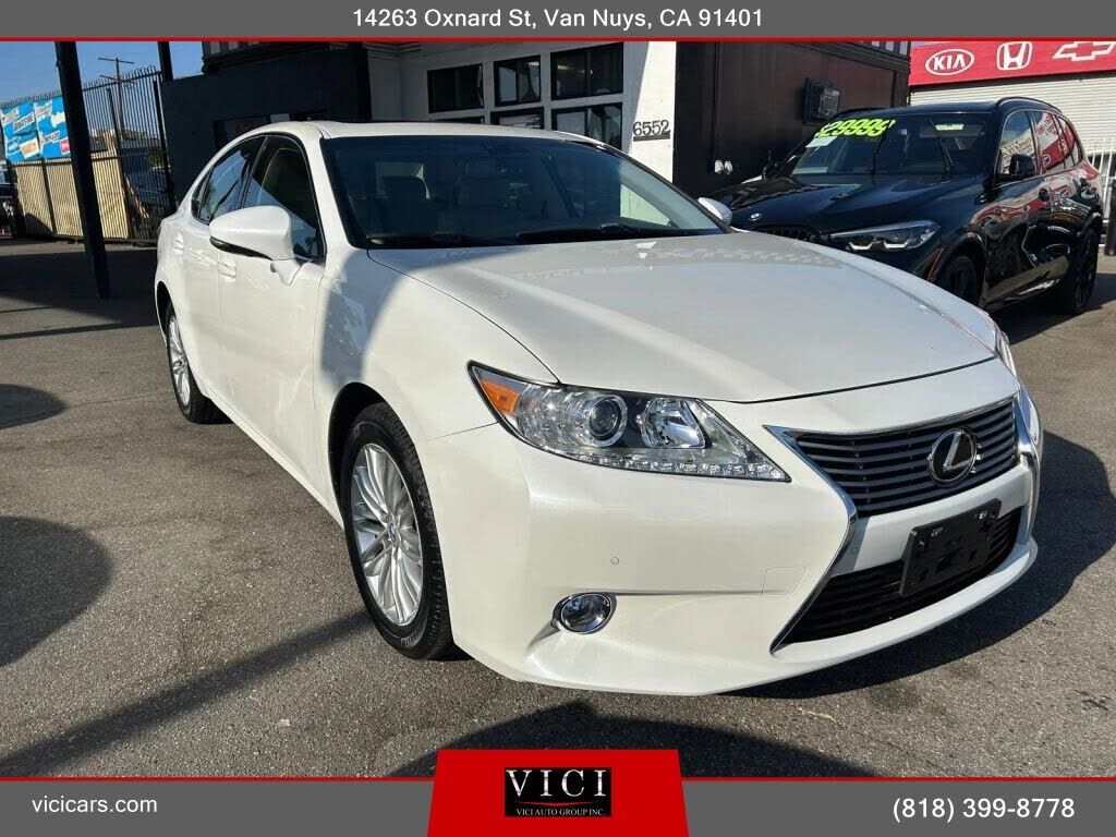 2014 LEXUS ES