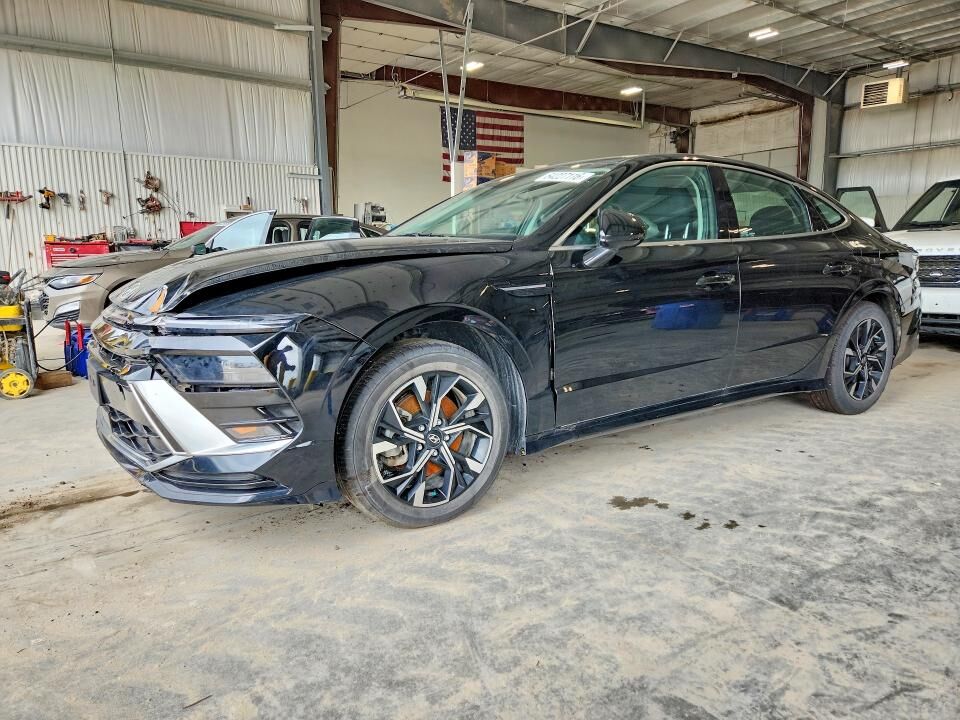 2025 HYUNDAI Sonata