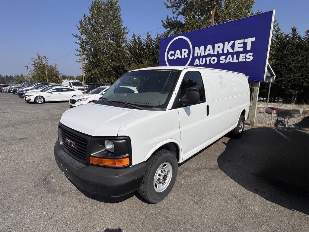 2011 GMC Savana