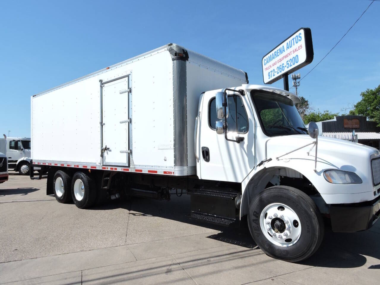 2016 FREIGHTLINER M2