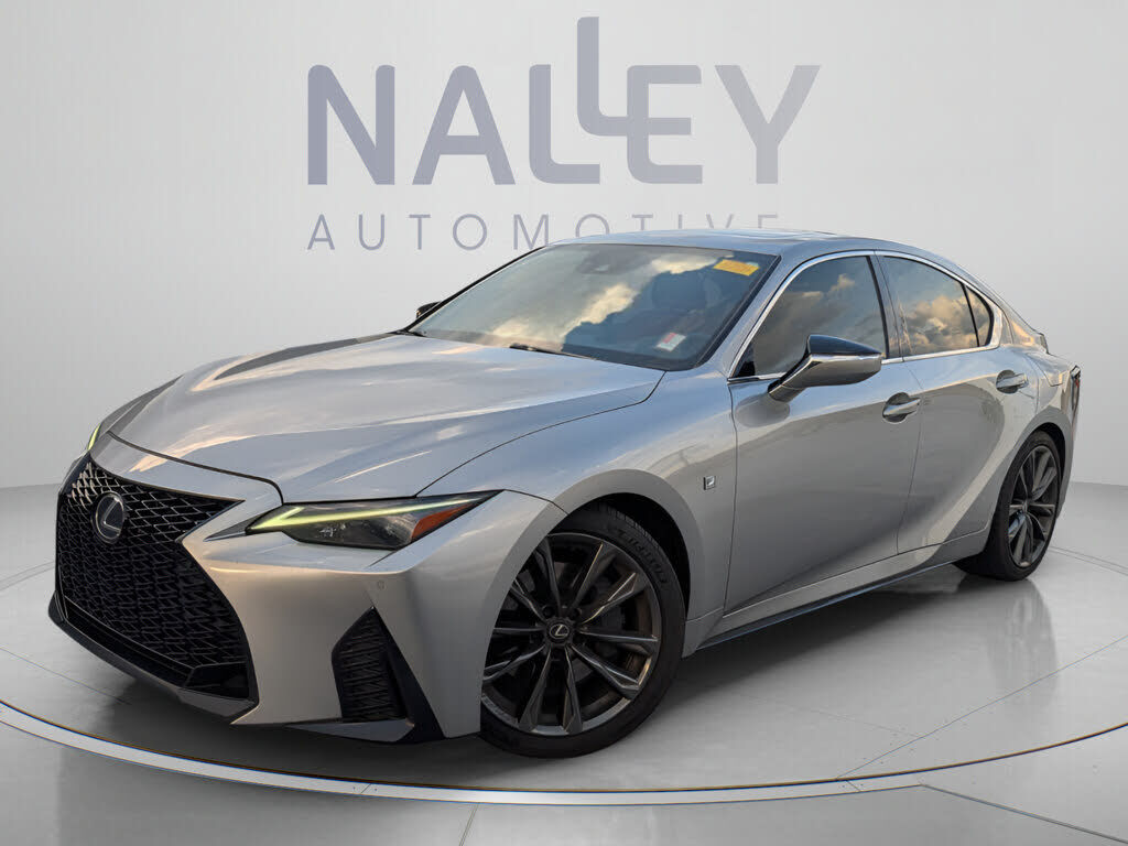 2023 LEXUS IS