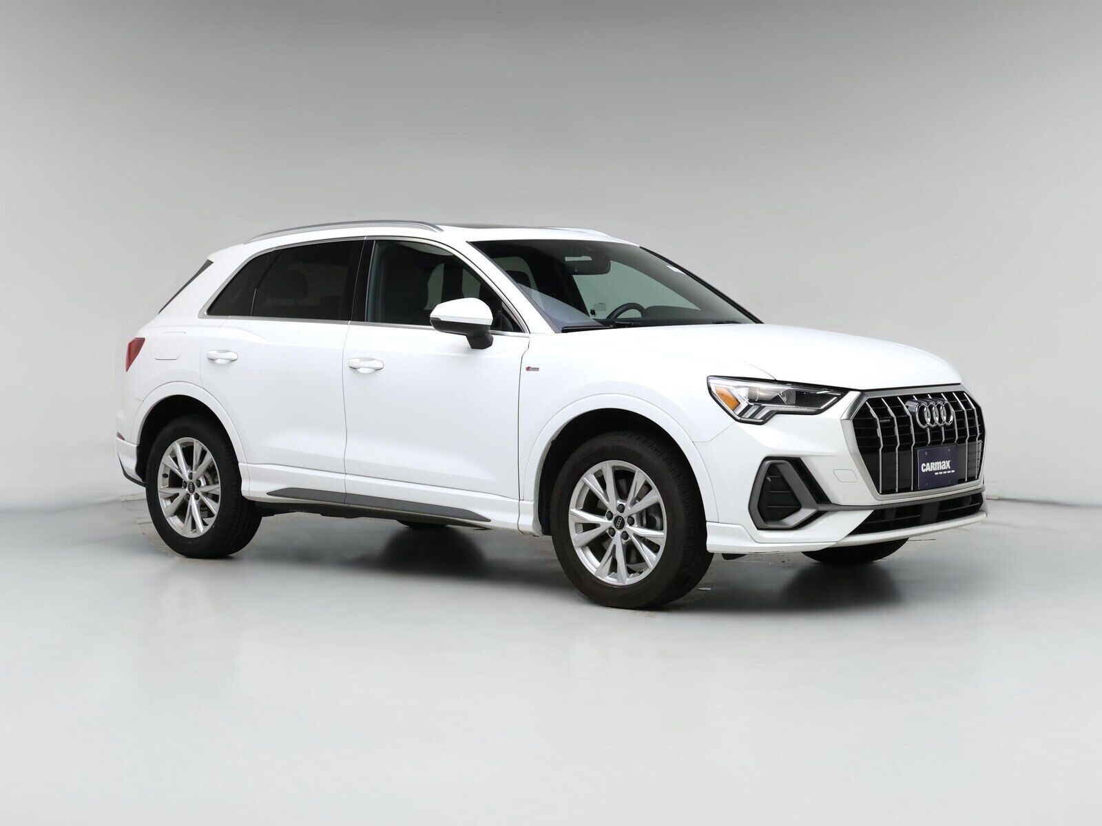 2024 AUDI Q3