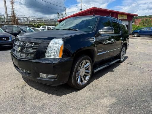 2014 CADILLAC Escalade