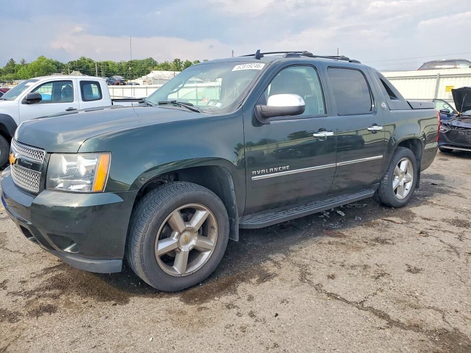 2013 CHEVROLET Avalanche