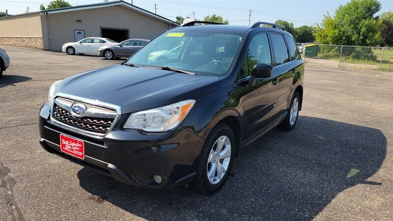 2015 SUBARU Forester