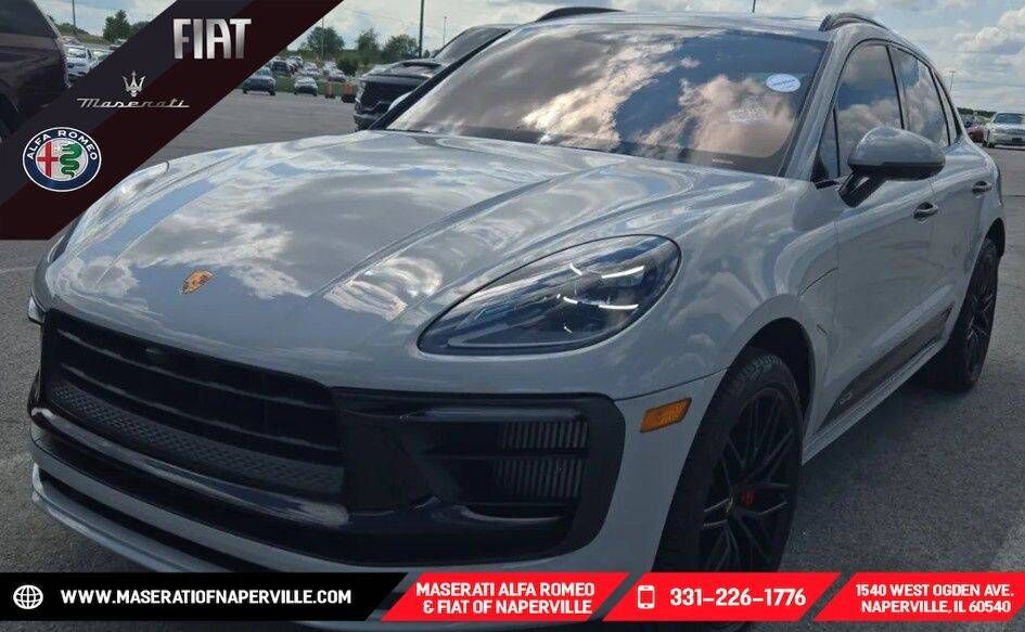 2023 PORSCHE Macan