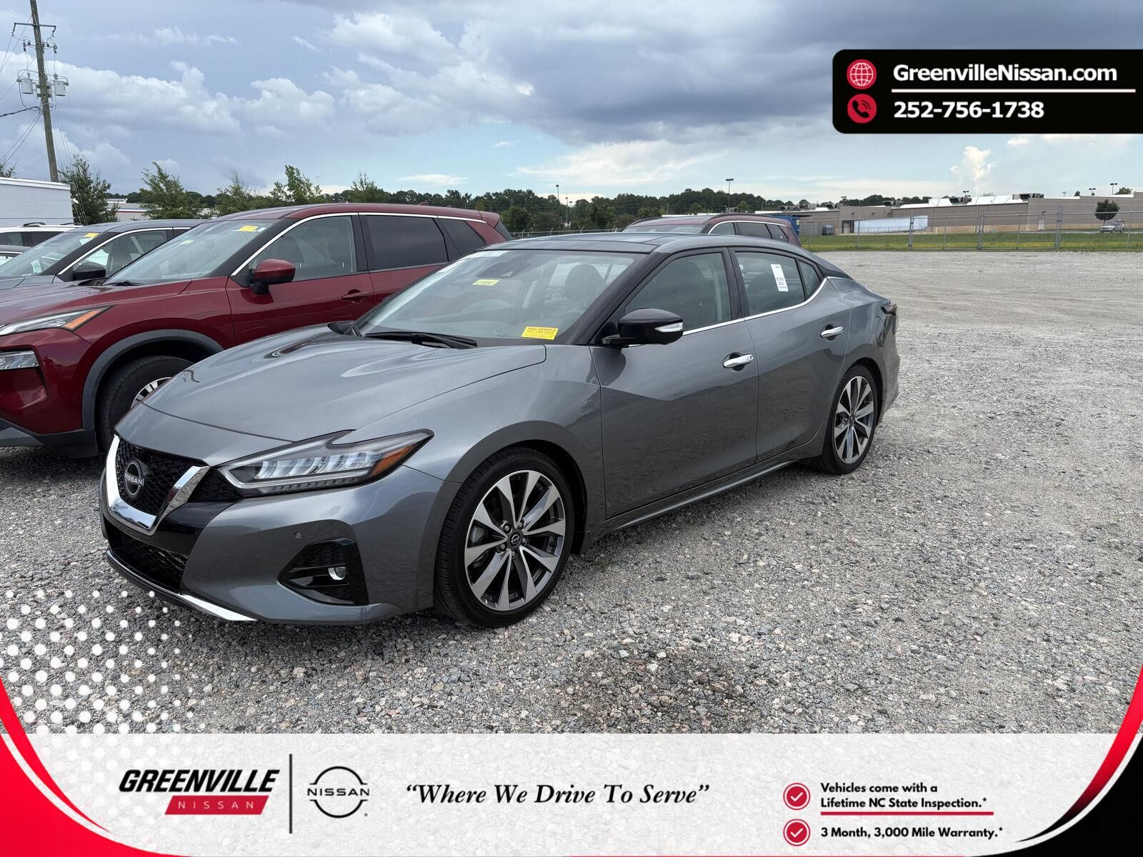 2023 NISSAN Maxima