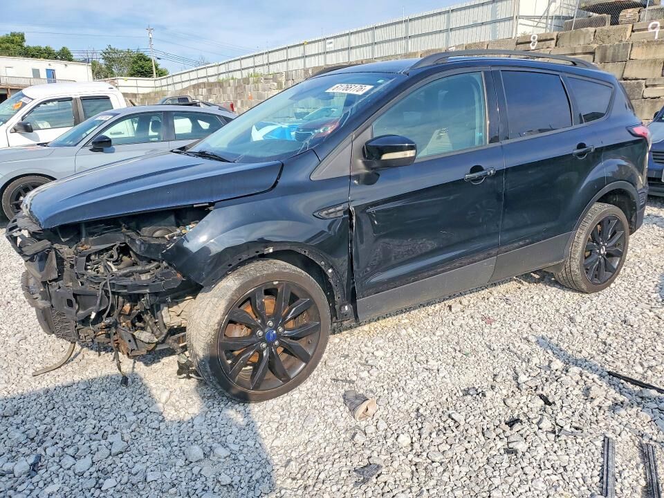 2017 FORD Escape