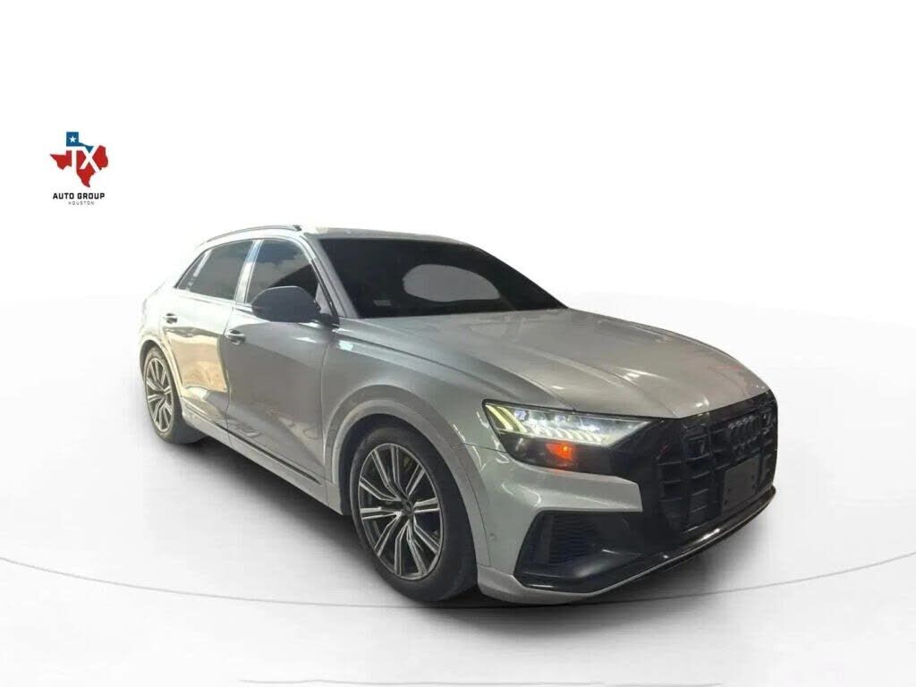 2020 AUDI Q8