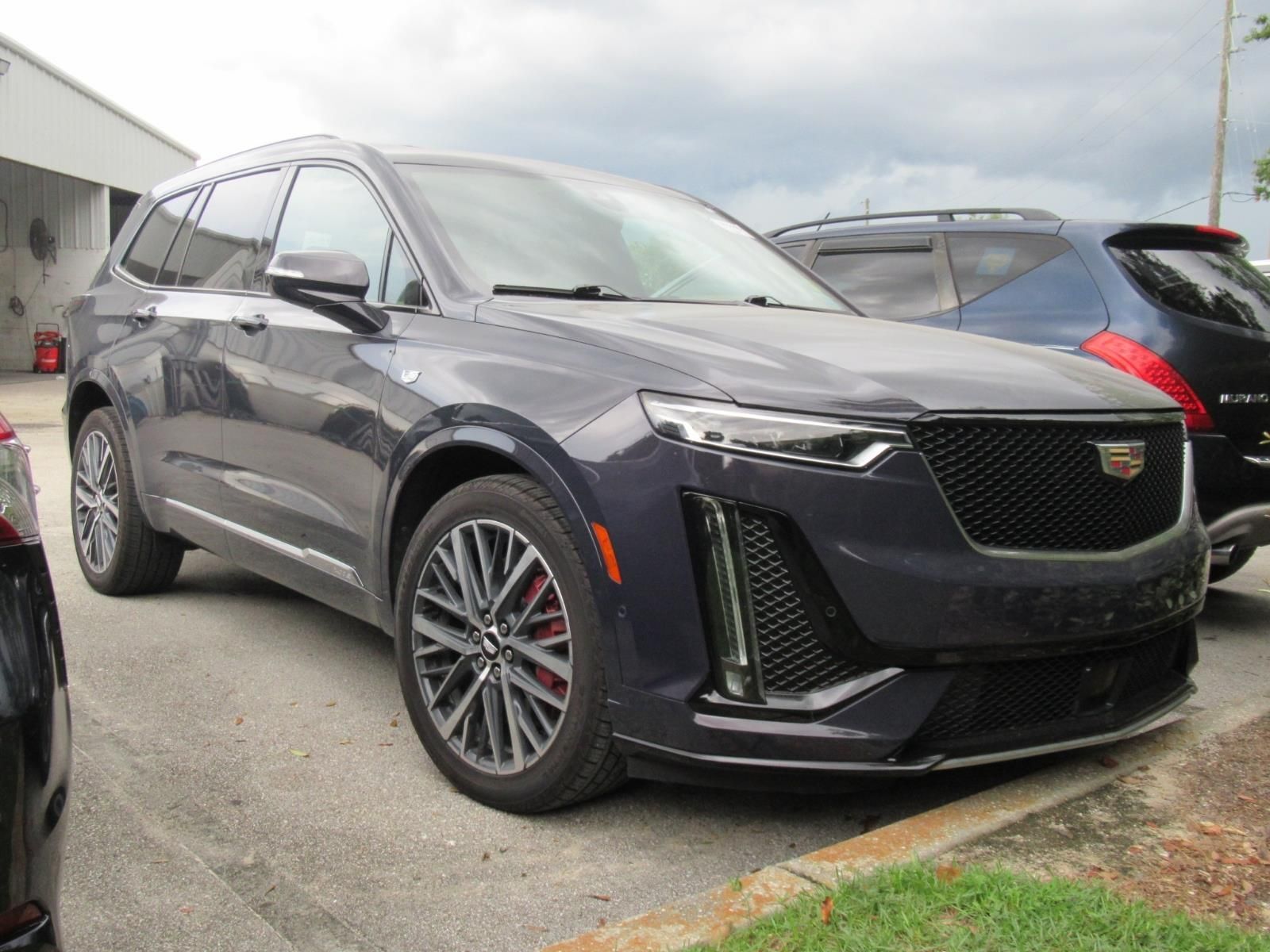 2025 CADILLAC XT6