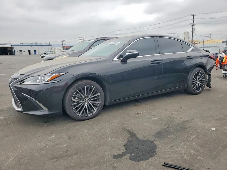 2024 LEXUS ES
