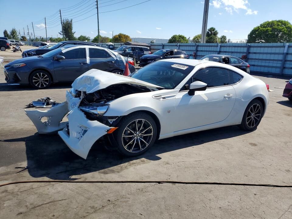 2017 TOYOTA 86