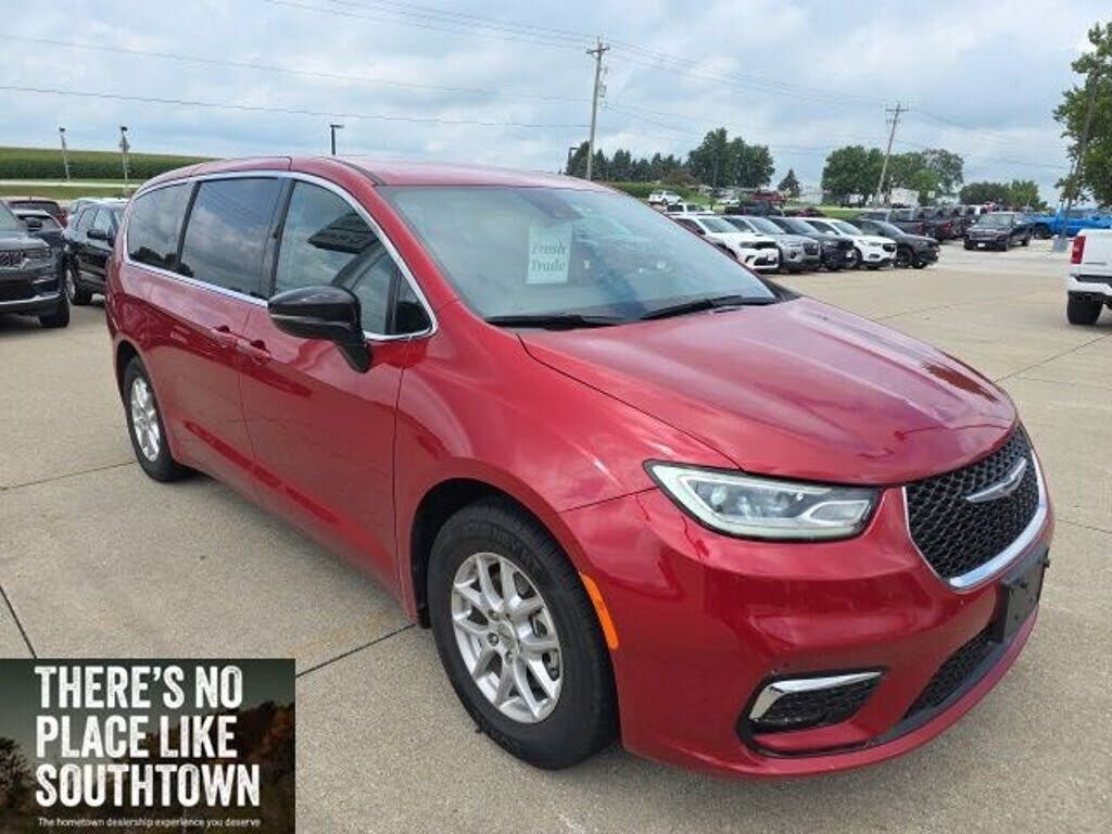 2025 CHRYSLER Pacifica